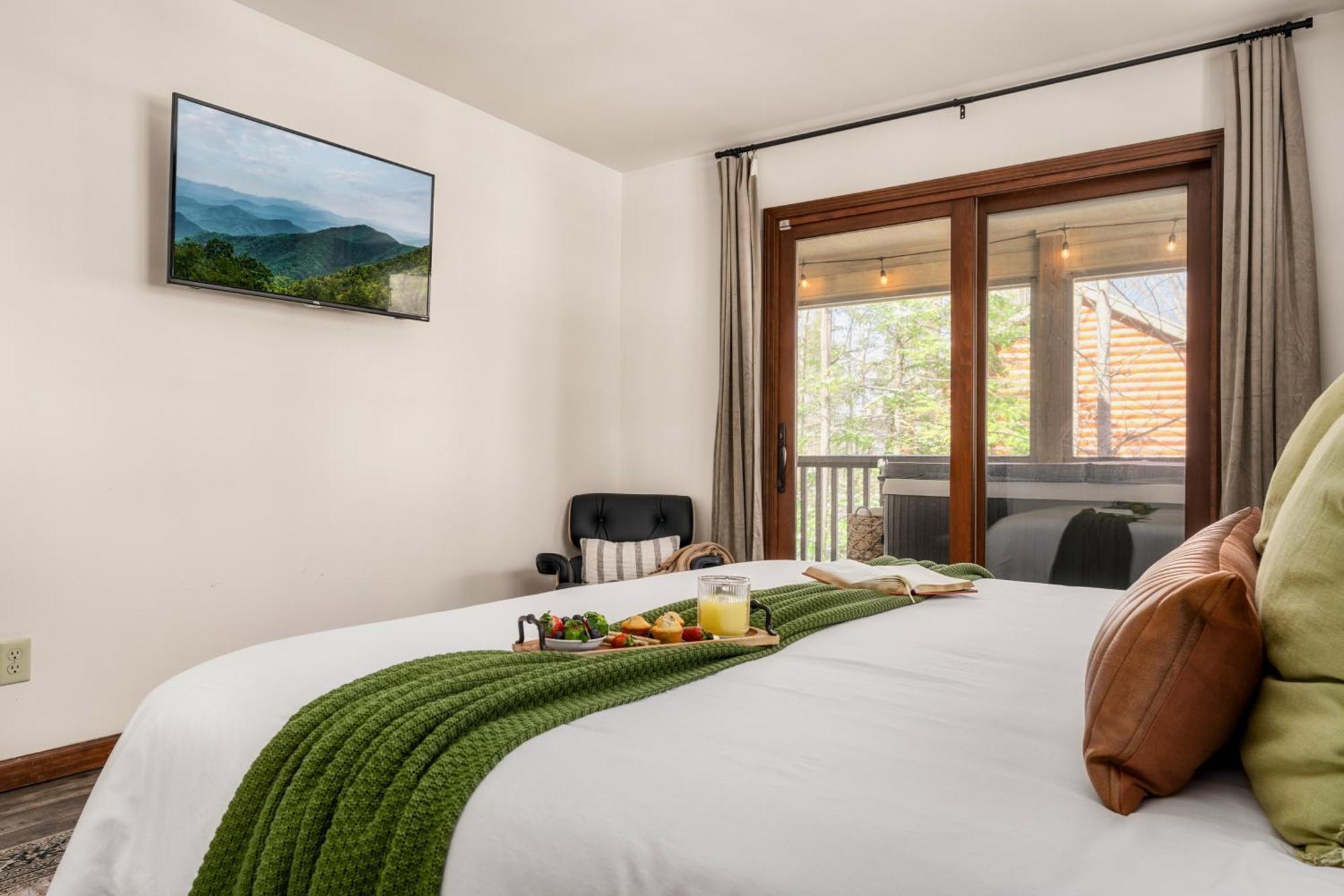 The Moondance Cabin By Lightfoot Stays Vacation Rentals Sevierville Eksteriør bilde