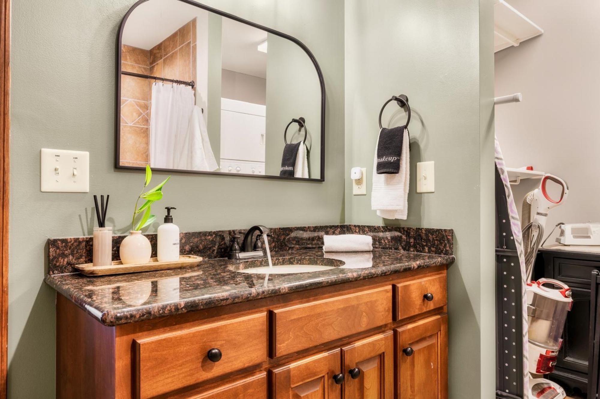 The Moondance Cabin By Lightfoot Stays Vacation Rentals Sevierville Eksteriør bilde